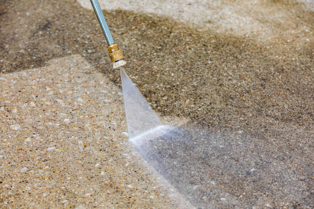 Best Rust Removal  in Chariton, IA